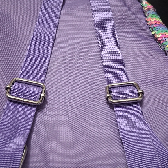 NWT Cat & Jack Little Girl's Sequin Backpack     10"× 12" - Picture 4 of 9